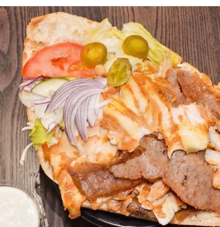 Kebab Bułka z Frytkami